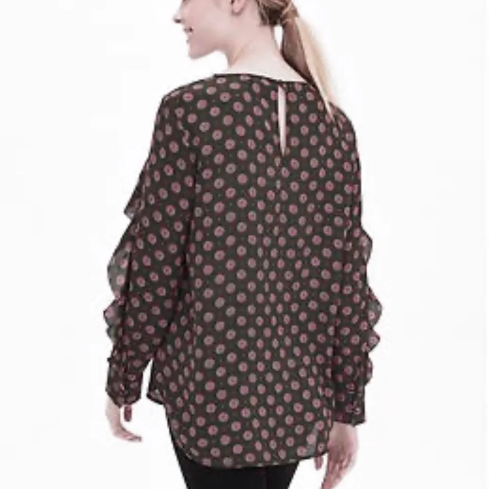 Long sleeve ruffle front blue and Pink Floral Blouse - Picture 2 of 8